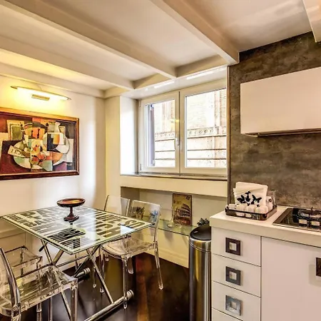 Spacious Flat By Piazza Navona 罗马