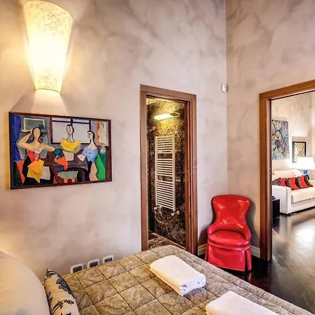 Spacious Flat By Piazza Navona Daire *