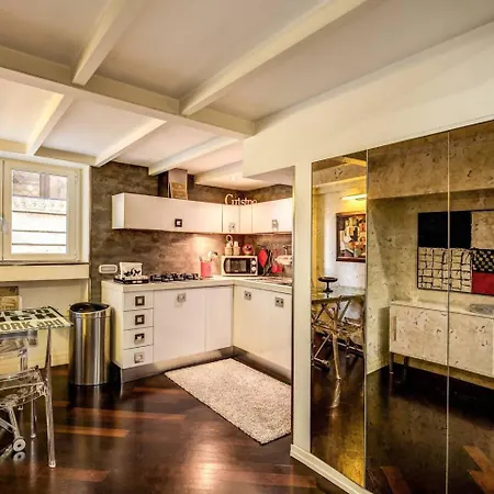 Spacious Flat By Piazza Navona * ローマ