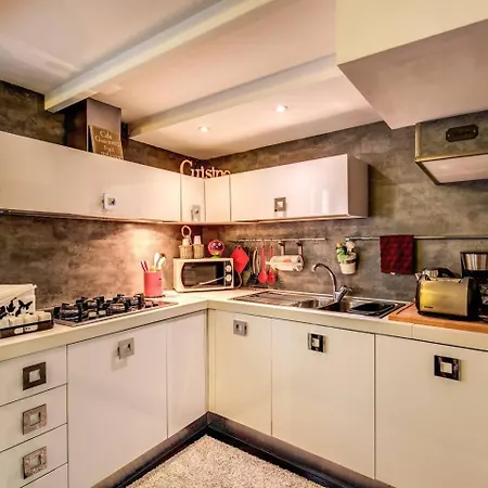 Spacious Flat By Piazza Navona